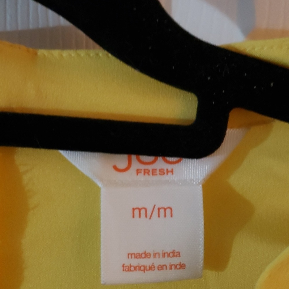 Yellow top - Picture 2 of 2